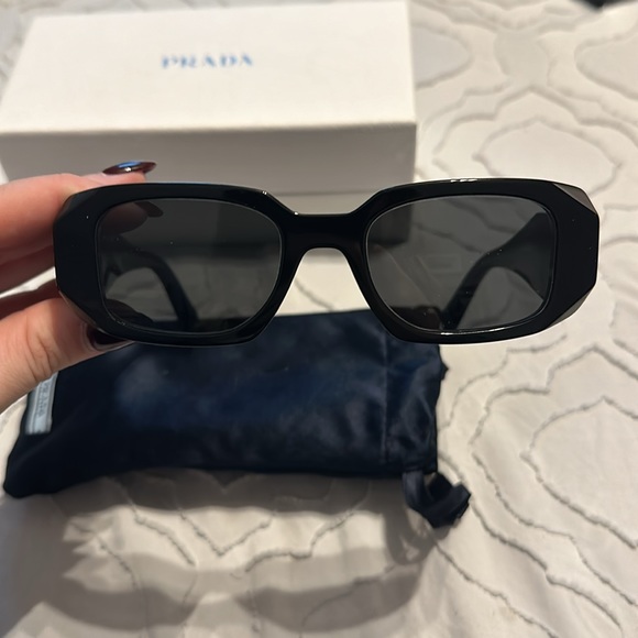 PRADA Sunglasses - Picture 2 of 9